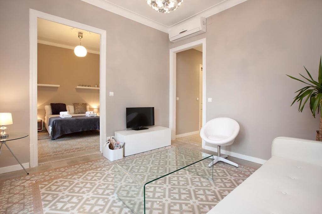 Enjoy Apartments Sofia Barcelona Habitación foto